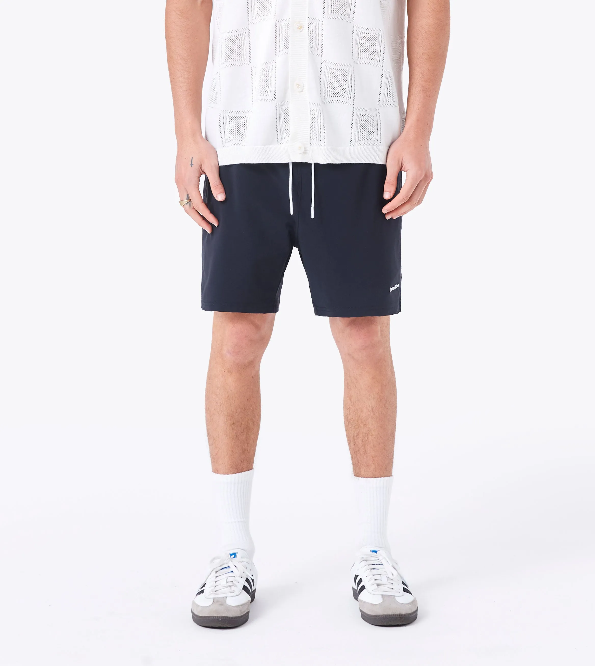 Avalon Short Black