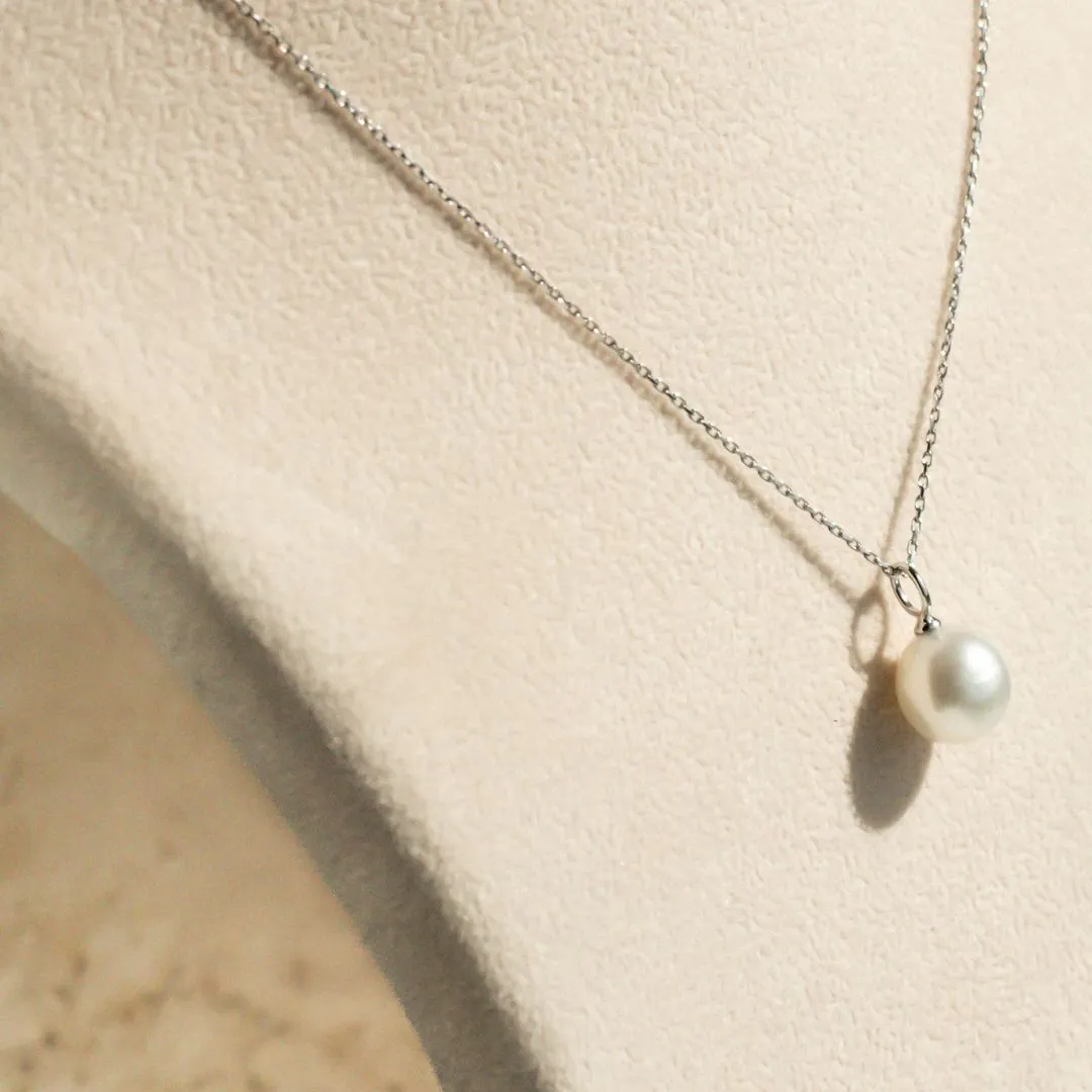 Charm Australian South Sea Cygnet Bay Drop 9.5mm B1