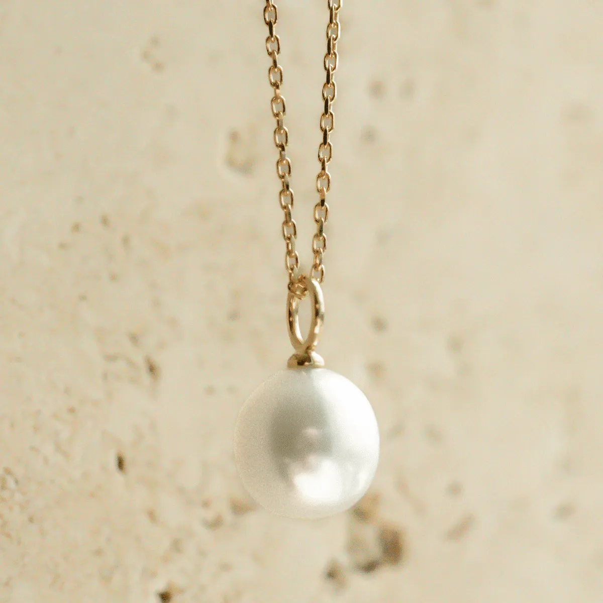 Charm Australian South Sea Cygnet Bay Drop 9.5mm B1