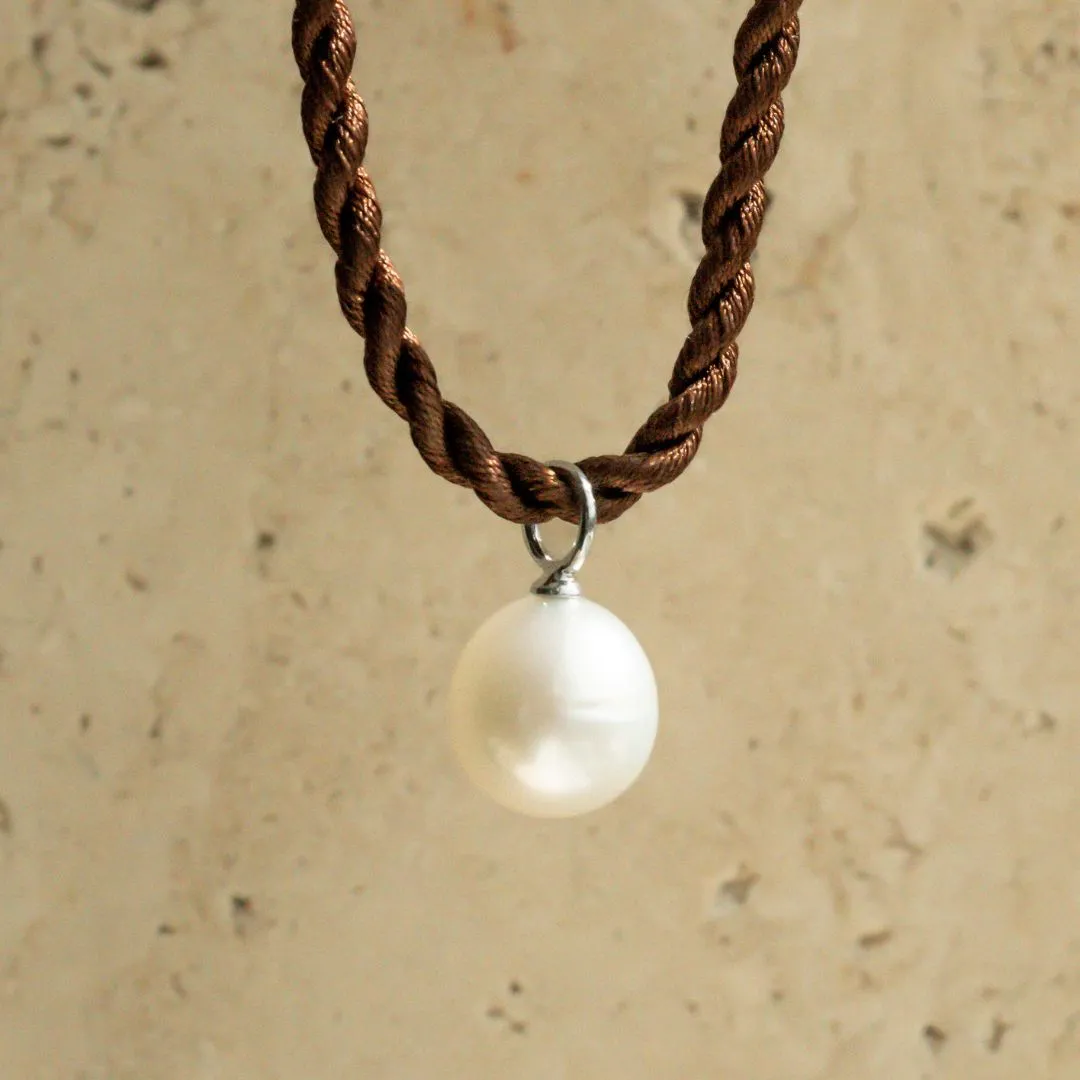 Charm Australian South Sea Cygnet Bay Drop 9.5mm B1