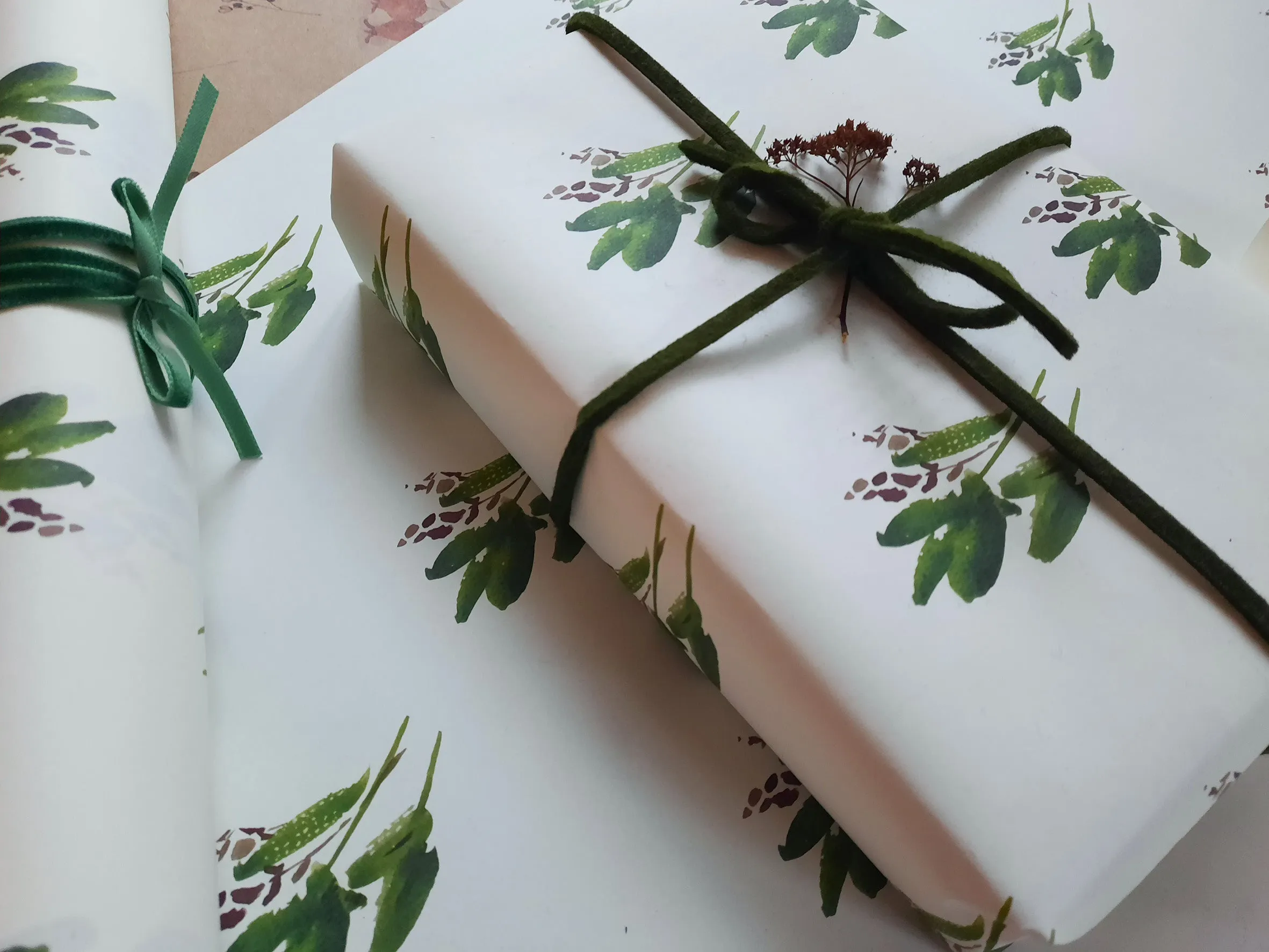 Green leaves pure white wrapping paper